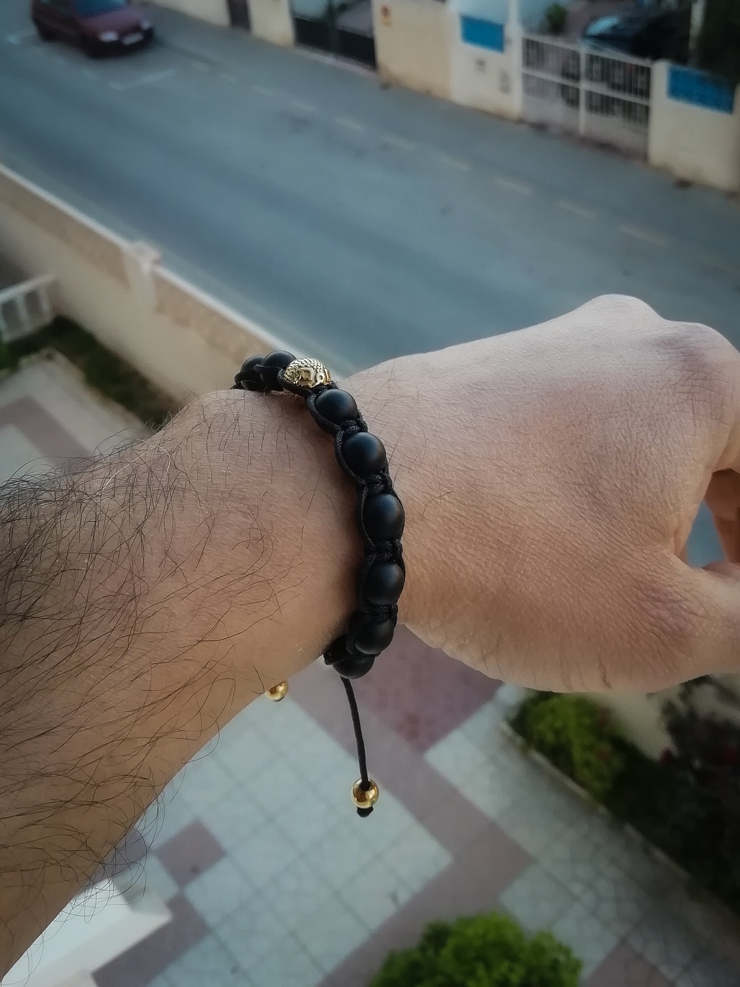 Pulsera shambala gold con Onix mate.