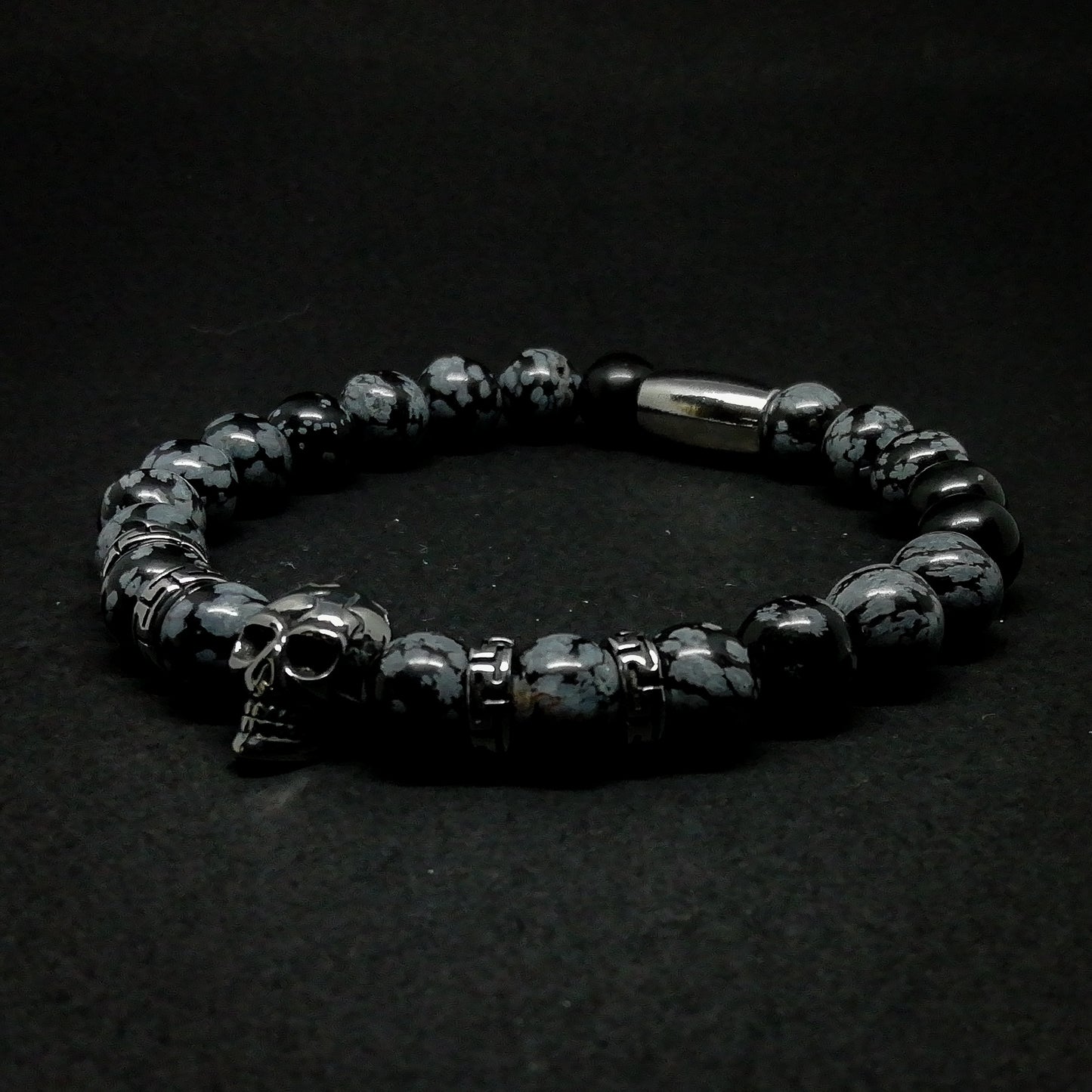 Silver Skull obsidian snowflakes.