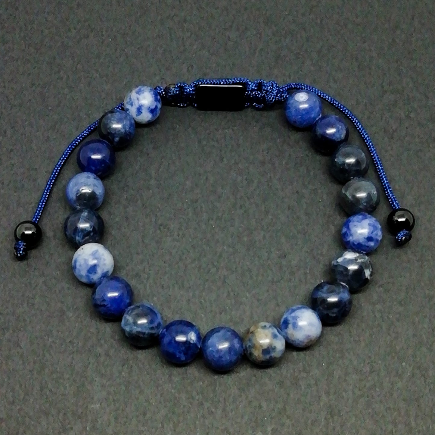 Pulsera para hombre hecha con Sodalita 8mm.